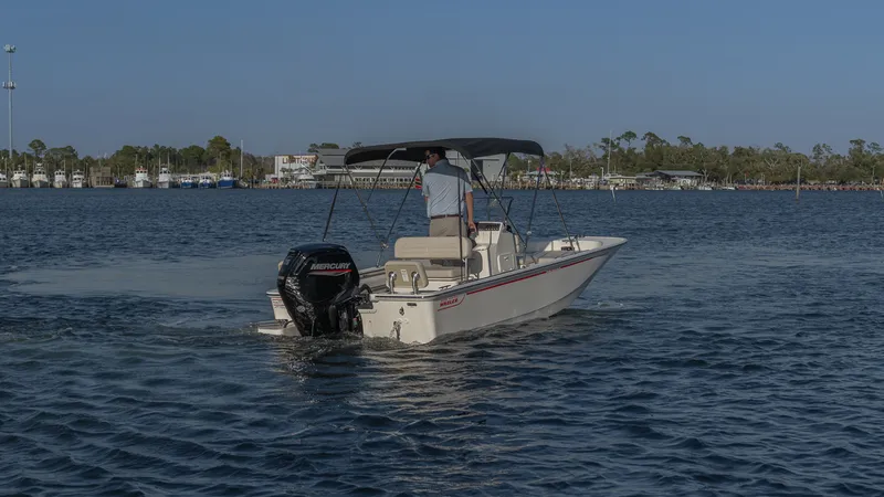 Slide: The Image of Boston Whaler 170 Montauk 2026 - 3
