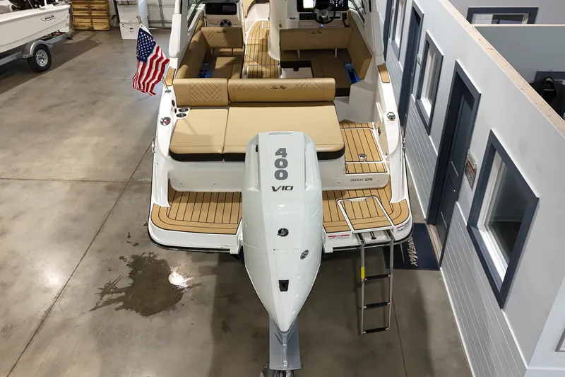 Slide: The Image of Sea Ray SDX 270 Outboard 2025 - 5