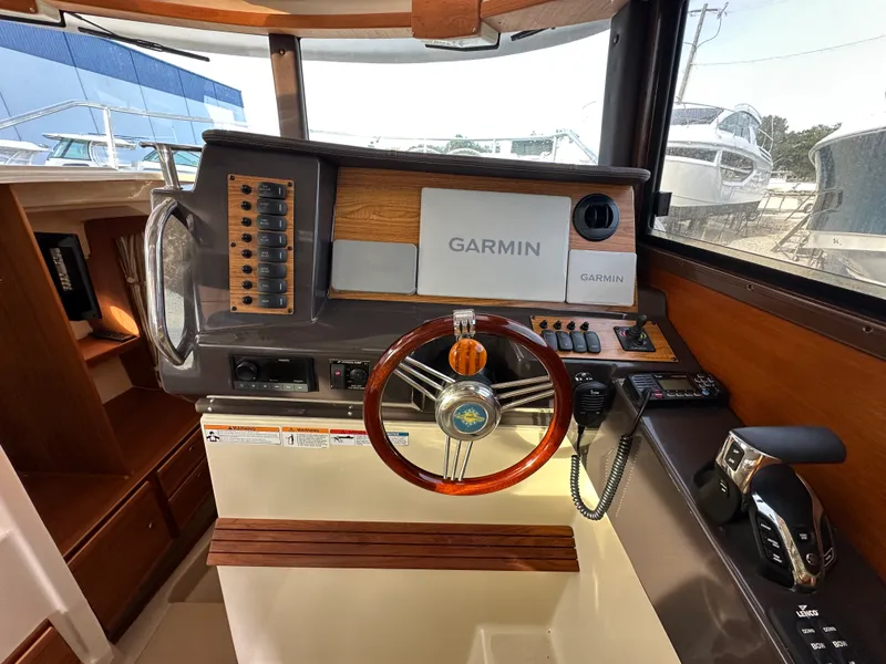 Slide: The Image of Ranger TUG R-27 2024 - 28