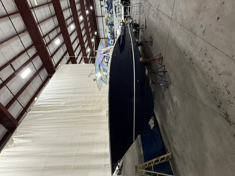 Slide: The Image of Scout 380 LXF 2018 - 2