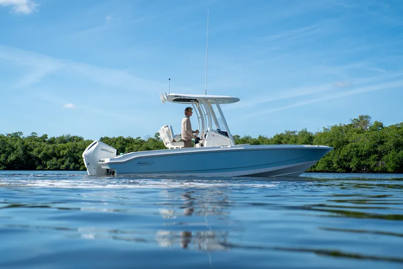 Slide: The Image of Boston Whaler 220 Dauntless 2026 - 29