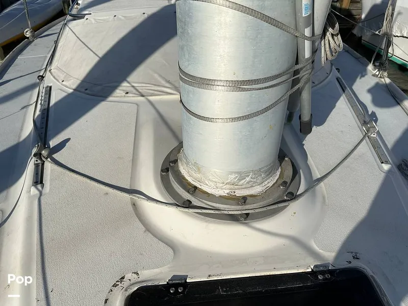 Slide: The Image of Base Of Mast - 13938778