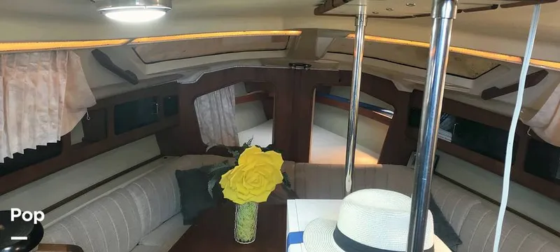 Slide: The Image of Hunter Vision 32 Interior - 13752159