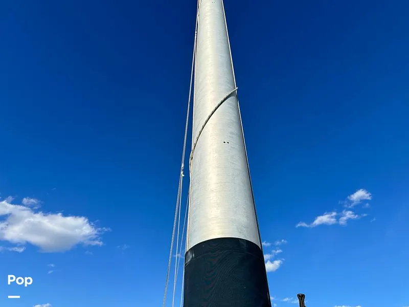 Slide: The Image of Freestanding Mast - 13938774