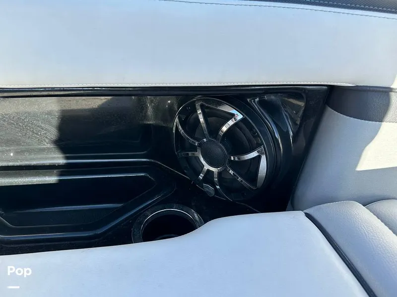 Slide: The Image of Yamaha 275 SE 2019 - 14641375