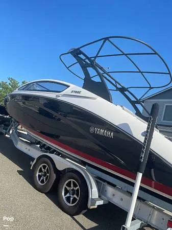 Slide: The Image of Yamaha 275 SE 2019 - 13700755