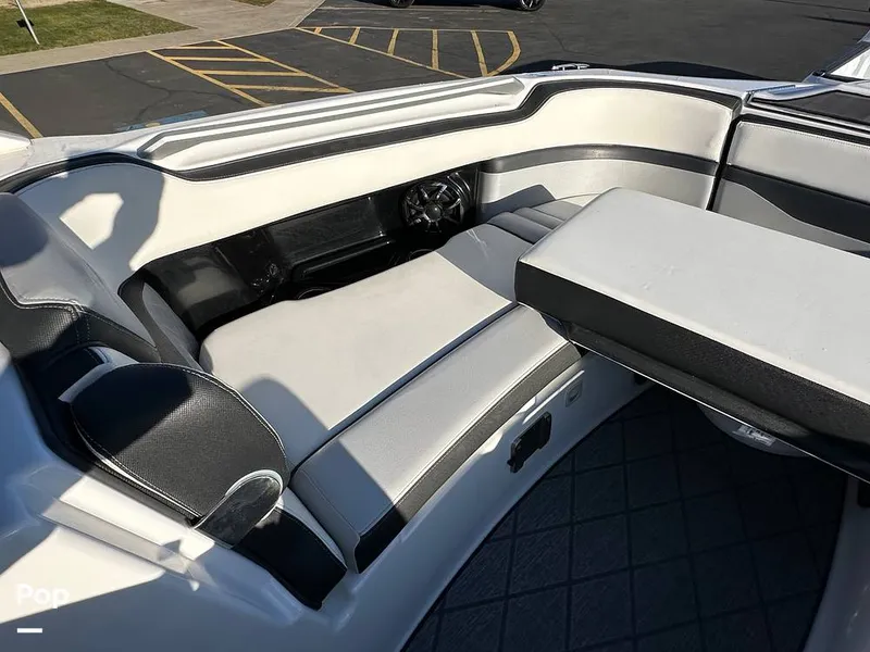 Slide: The Image of Yamaha 275 SE 2019 - 14641391