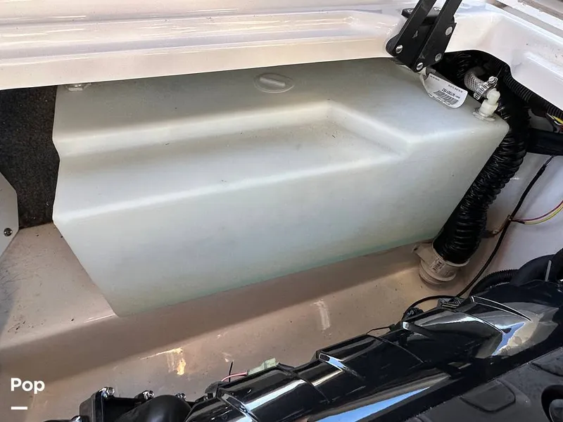 Slide: The Image of Yamaha 275 SE 2019 - 14641394