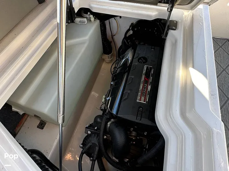 Slide: The Image of Yamaha 275 SE 2019 - 14641404