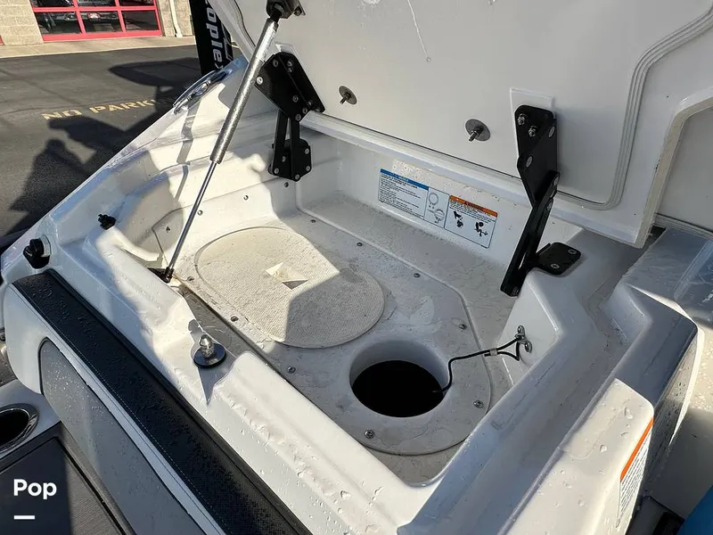 Slide: The Image of Yamaha 275 SE 2019 - 14641406