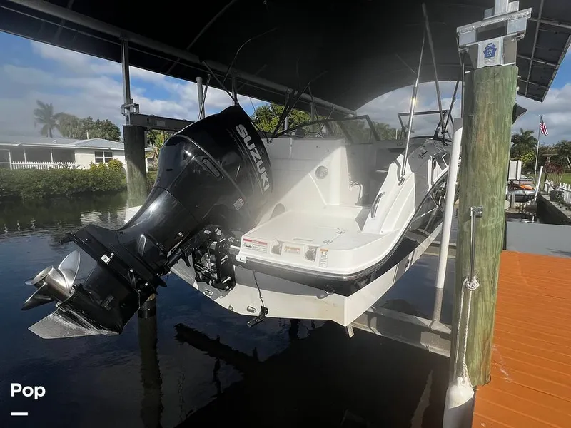 Slide: The Image of Hurricane 235 SD 2021 - 13777869