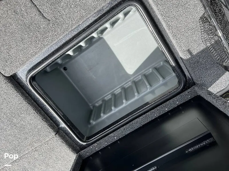 Slide: The Image of Triton 20 XP Patriot 2024 - 13991543