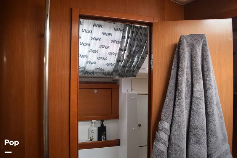 Slide: The Image of Head - Midship - 13822392