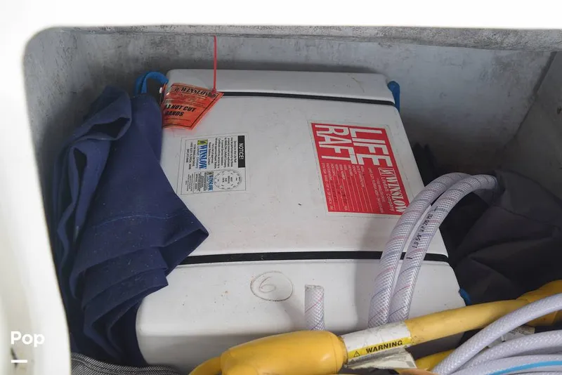 Slide: The Image of Liferaft - 13822406