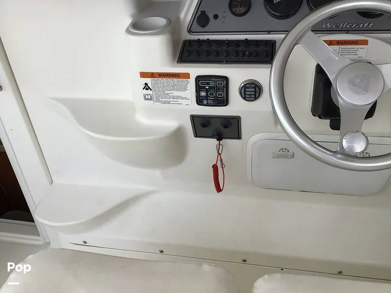 Slide: The Image of Oil Pressure Gauge - 13727925
