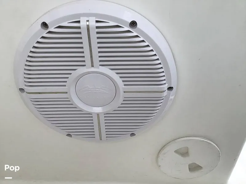 Slide: The Image of VHF Speaker - 13727936