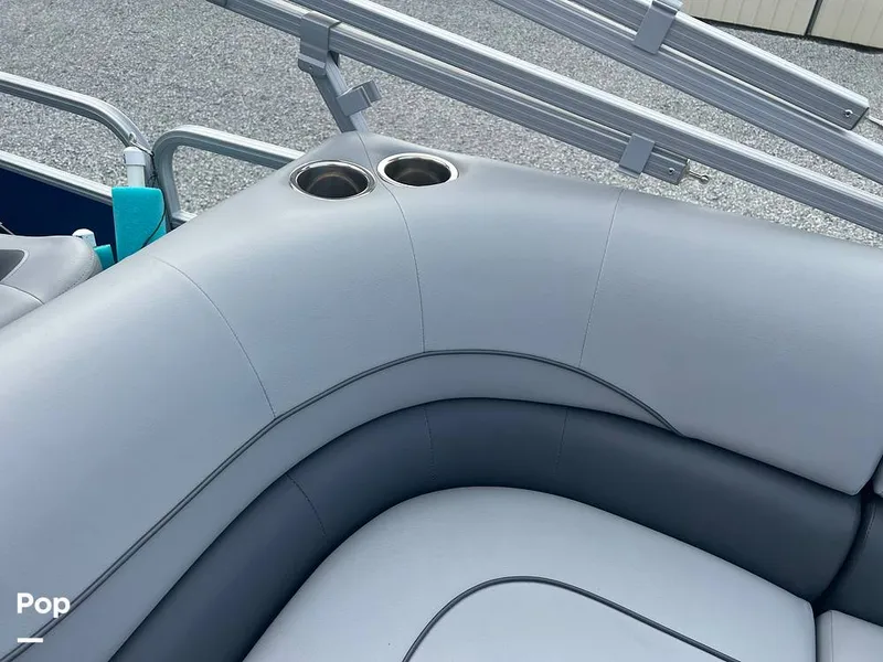 Slide: The Image of Beverage Holders - 13799877
