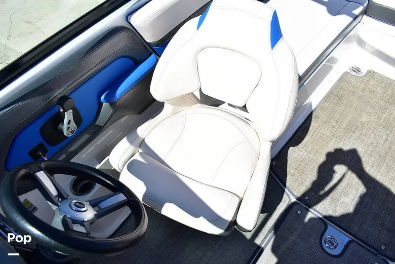 Slide: The Image of Chaparral 2430 VRX 2018 - 13902919