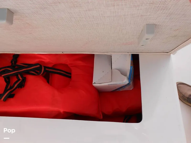 Slide: The Image of Sea Ray 240 Sundancer 1996 - 13764075