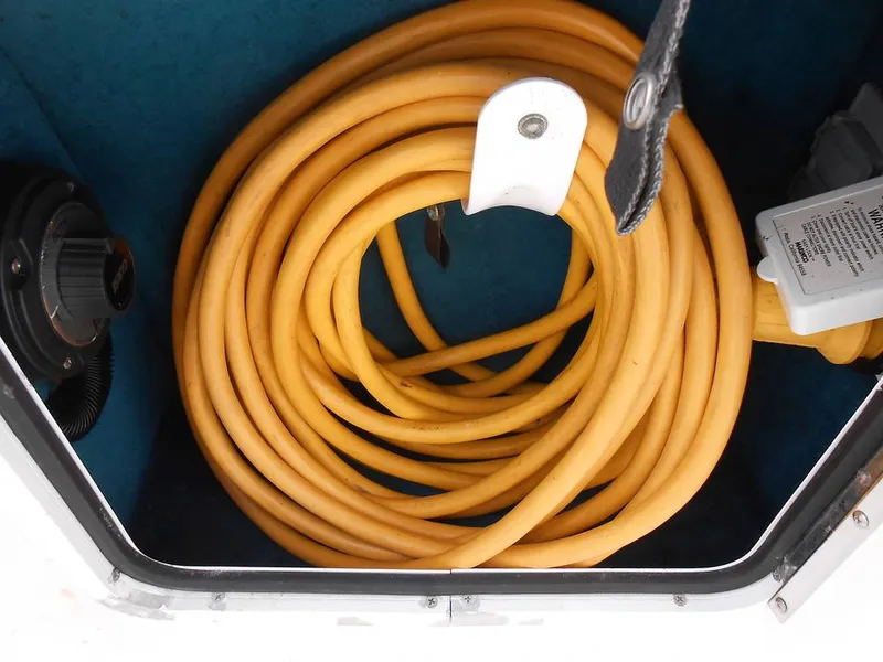 Slide: The Image of Sea Ray 240 Sundancer 1996 - 13763869