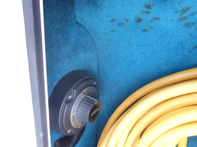 Slide: The Image of Sea Ray 240 Sundancer 1996 - 13763870