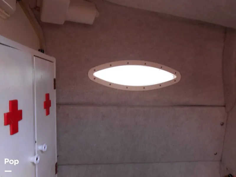 Slide: The Image of Sea Ray 240 Sundancer 1996 - 13764064