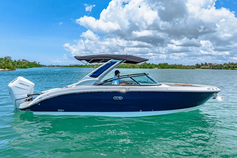 The Image of Sea Ray SDX 270 Outboard 2025 - 0