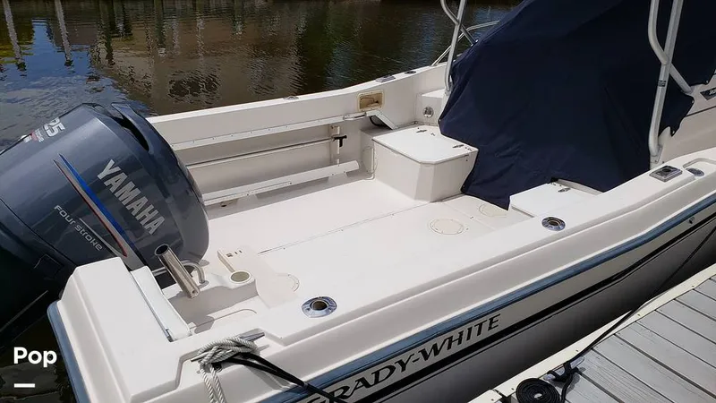 Slide: The Image of Grady-White 226 Seafarer 1994 - 14400032