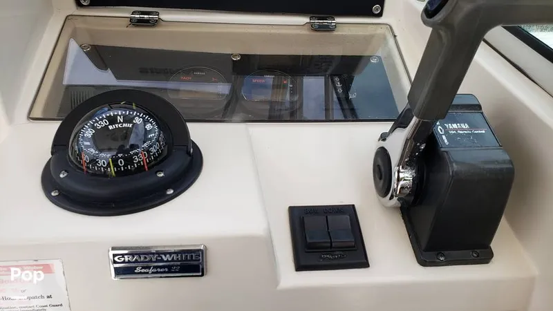 Slide: The Image of Grady-White 226 Seafarer 1994 - 14400089