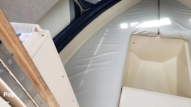 Slide: The Image of Grady-White 226 Seafarer 1994 - 14400099