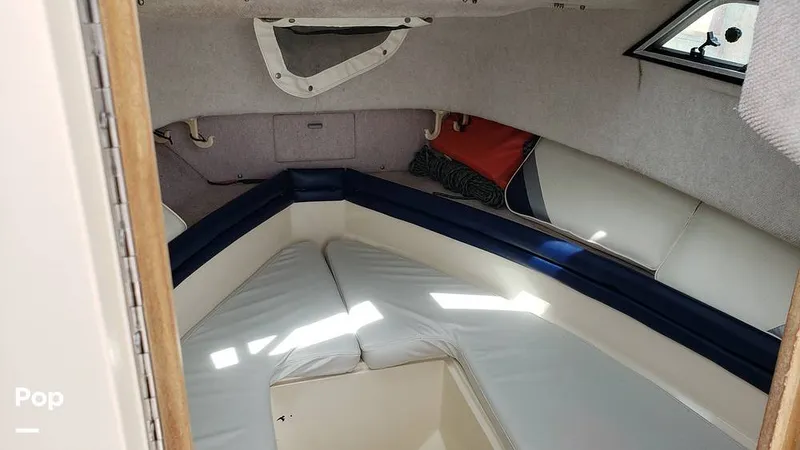 Slide: The Image of Grady-White 226 Seafarer 1994 - 14400100