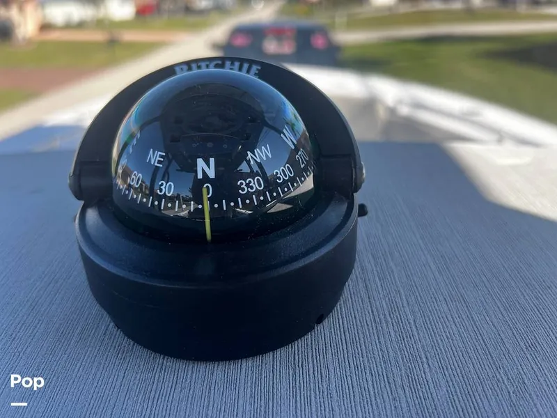 Slide: The Image of Compass - 13789307