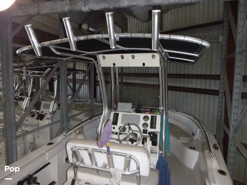 Slide: The Image of Robalo 222CC 2017 - 13840128