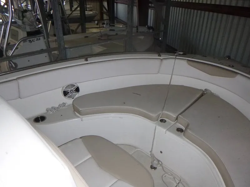 Slide: The Image of Robalo 222CC 2017 - 13840151