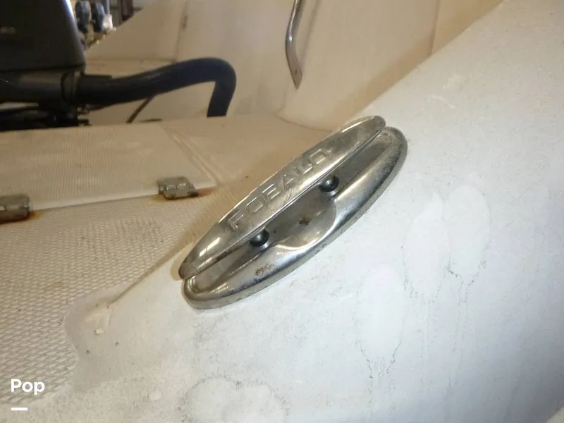 Slide: The Image of Robalo 222CC 2017 - 13840180