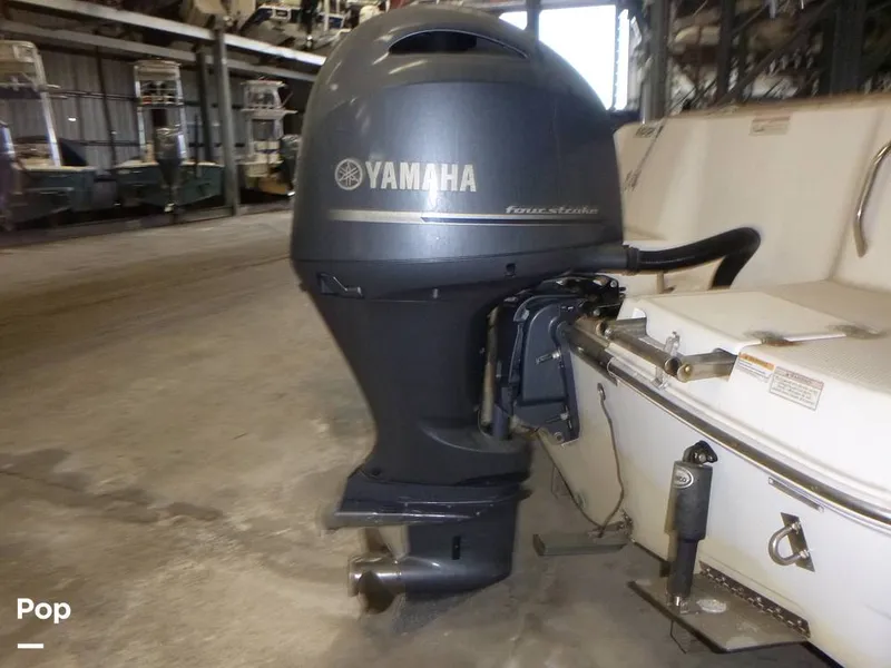 Slide: The Image of Robalo 222CC 2017 - 13840116