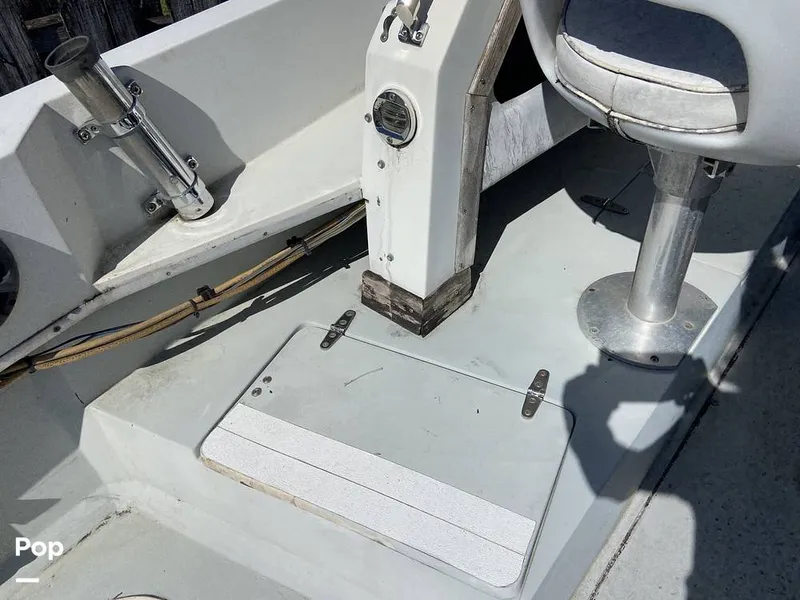 Slide: The Image of Wellcraft 230 Sportsman 1986 - 13840000