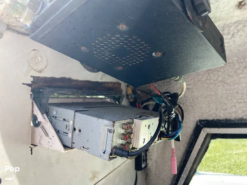 Slide: The Image of Wellcraft 230 Sportsman 1986 - 13840008