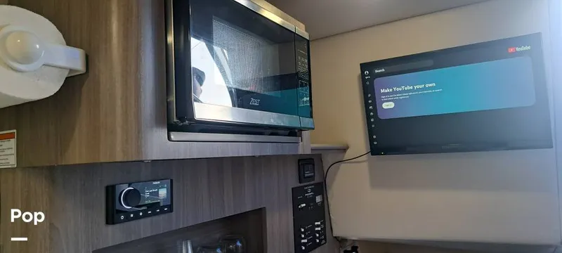 Slide: The Image of Regal 26 Express 2022 - 15877984