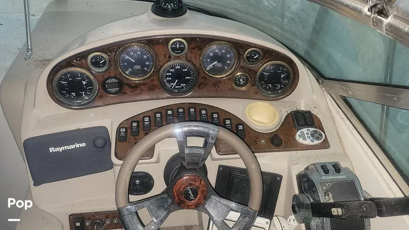 Slide: The Image of Rinker Fiesta Vee 310 2002 - 13850895