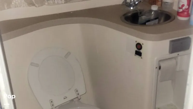 Slide: The Image of Rinker Fiesta Vee 310 2002 - 13850896