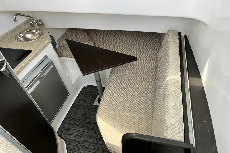 Slide: The Image of Stamas 33T AVENTURA 2020 - 21