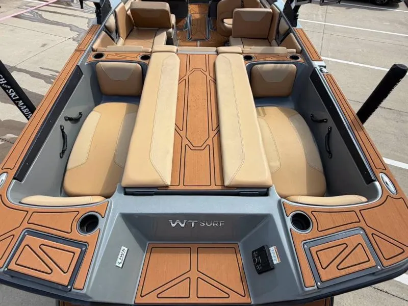 Slide: The Image of Heyday Wake Boats WT Surf 2023 - 13