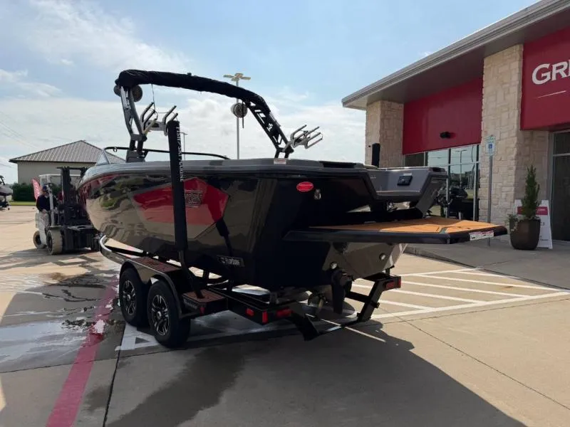 Slide: The Image of Heyday Wake Boats WT Surf 2023 - 3