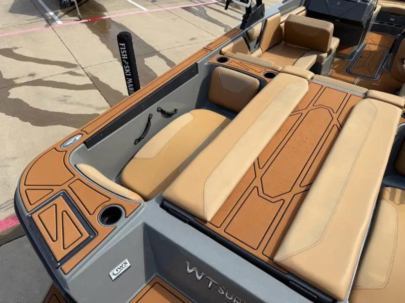 Slide: The Image of Heyday Wake Boats WT Surf 2023 - 12