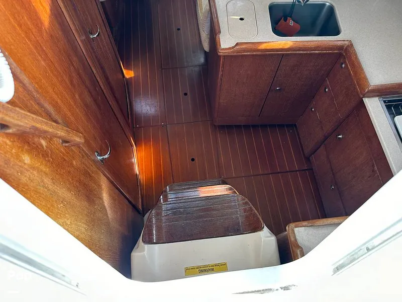 Slide: The Image of Hunter 326 Cruiser 2002 - 14889381