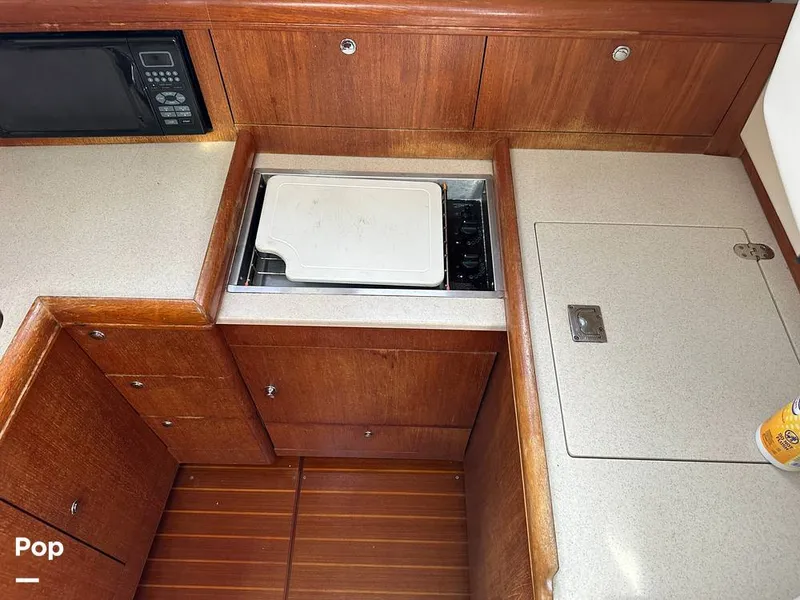 Slide: The Image of Hunter 326 Cruiser 2002 - 14889385