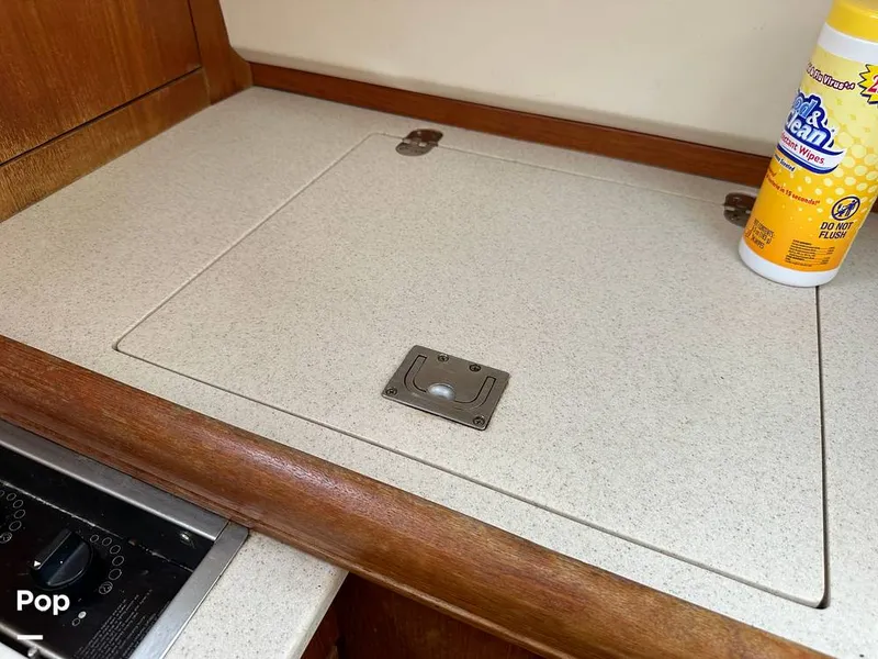 Slide: The Image of Hunter 326 Cruiser 2002 - 14889389