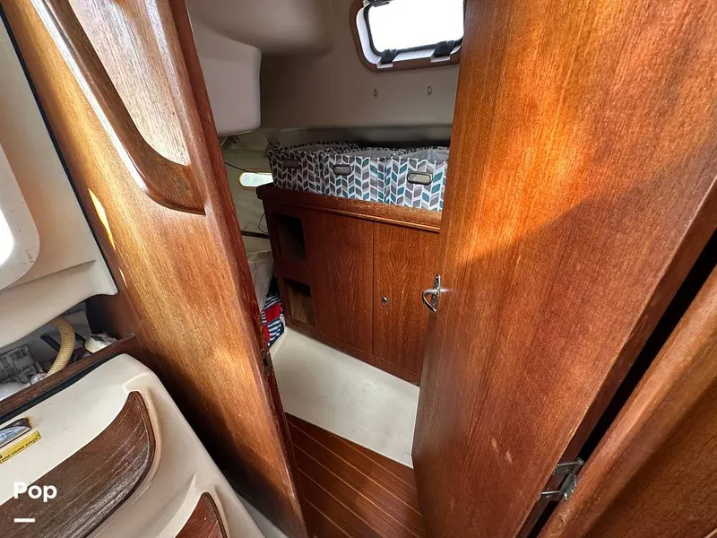 Slide: The Image of Hunter 326 Cruiser 2002 - 14889398