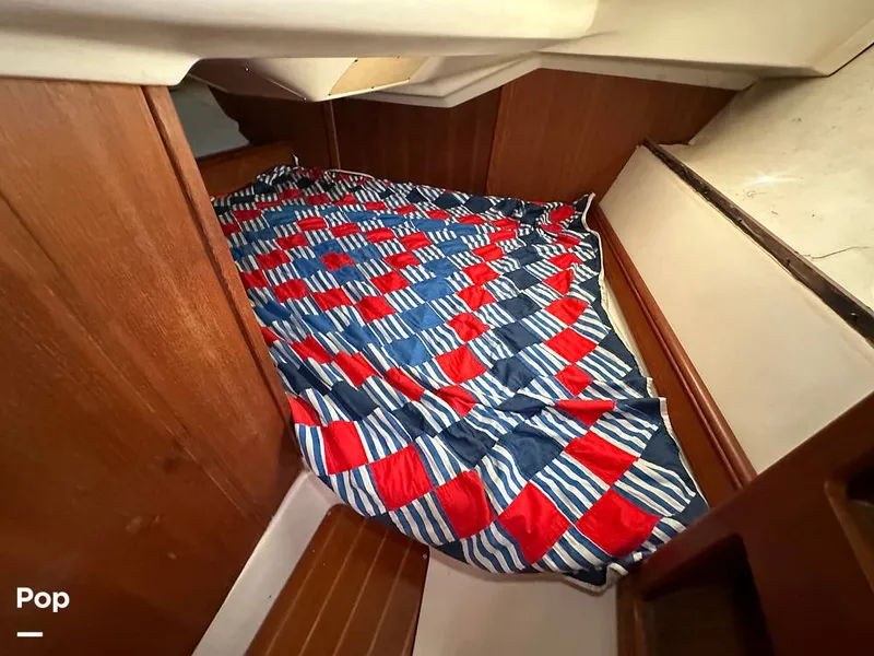 Slide: The Image of Hunter 326 Cruiser 2002 - 14889445